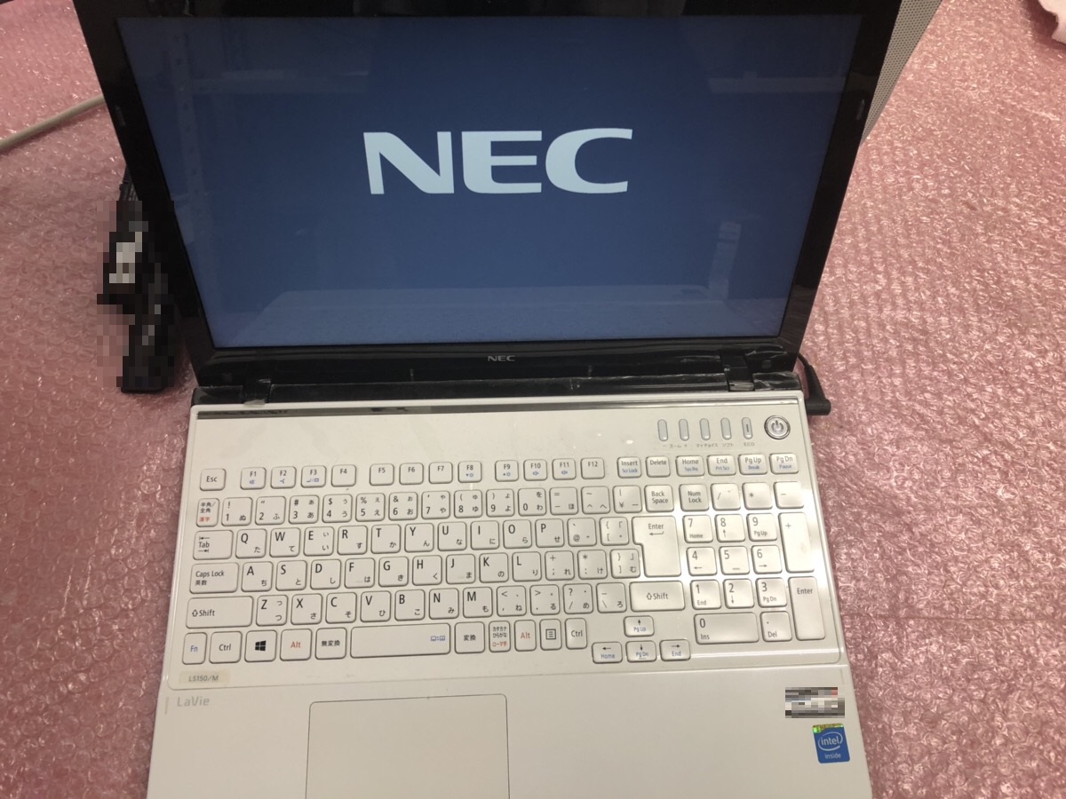 神奈川県伊勢原市 ノートパソコンの液晶パネルが割れている Nec Windows 8 1 8 パソコン修理express