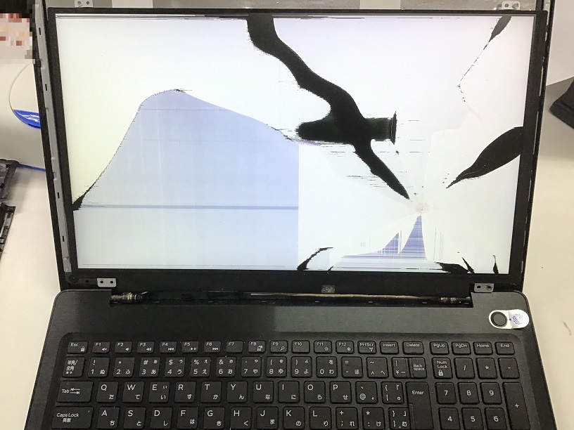 東京都西東京市 ノートパソコンの液晶パネル破損／DELL(デル) Windows 10